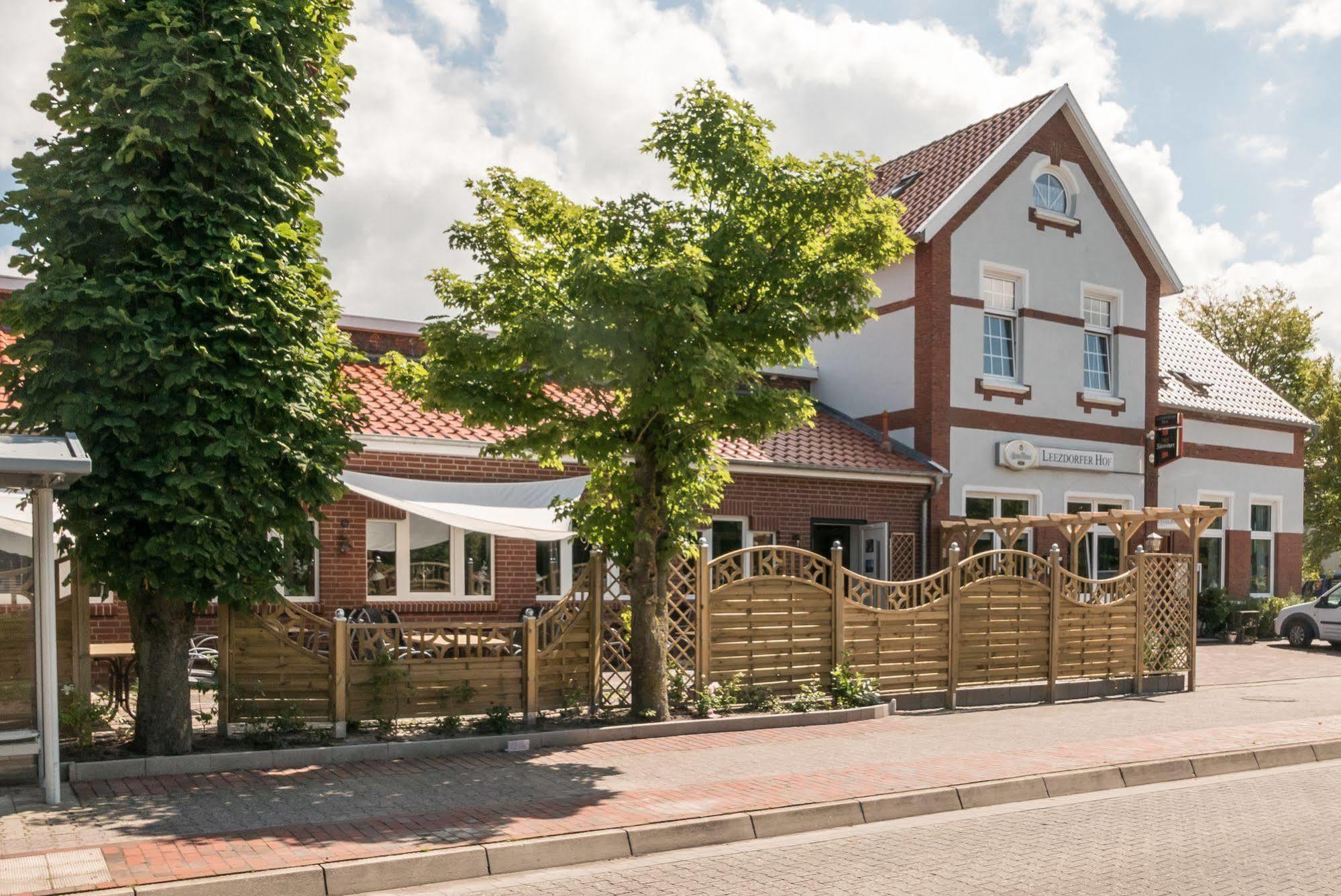 Hotel Leezdorfer Hof Esterno foto